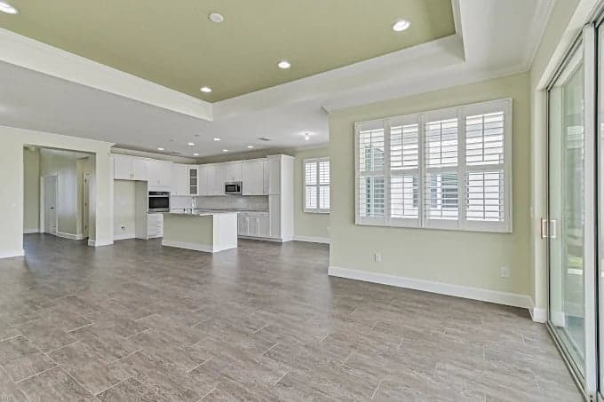 Premier Pro Painters by Premier Renovations gallery image 4