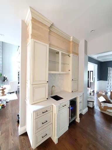 Magic Cabinet Refinishing gallery image 3