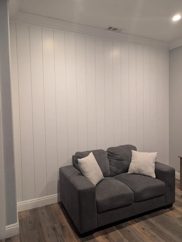 White Chooz Painters logo with blue background placeholder for paintig company logos