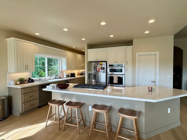 White Chooz Painters logo with blue background placeholder for paintig company logos