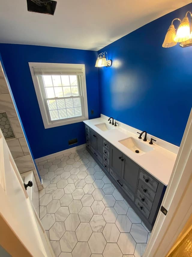 White Chooz Painters logo with blue background placeholder for paintig company logos