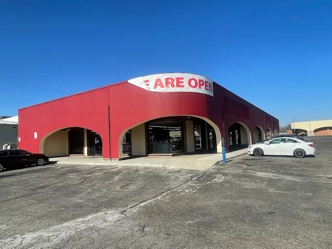 Paint & Rollers gallery image 1