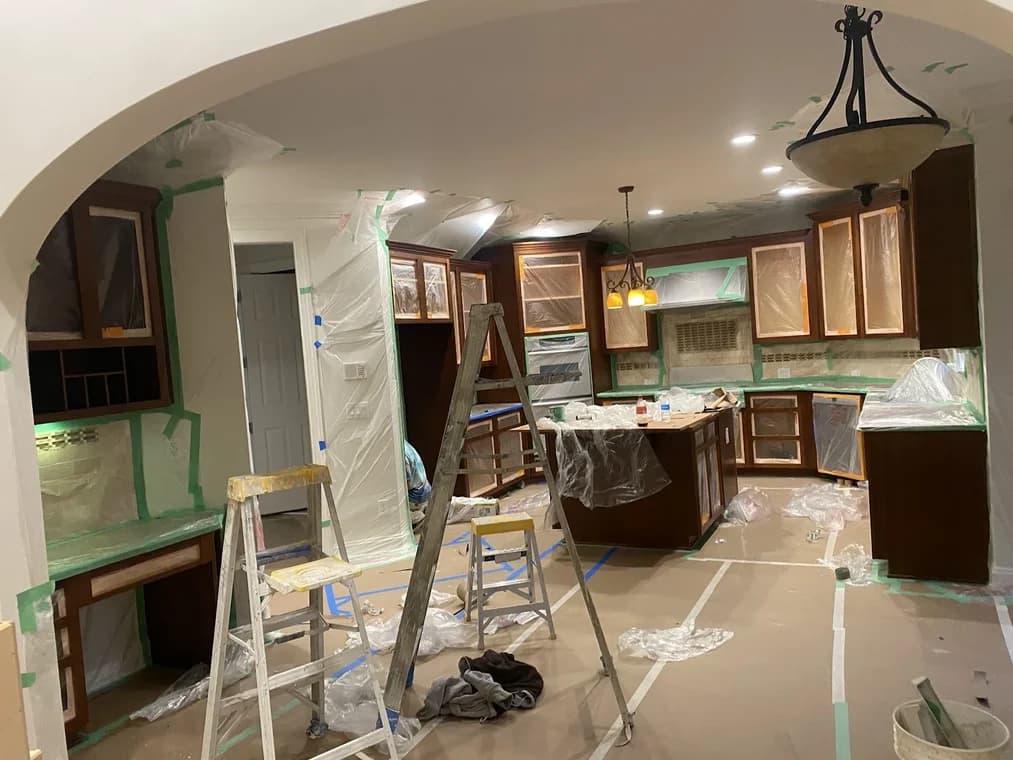 Benitez Painting gallery image 3