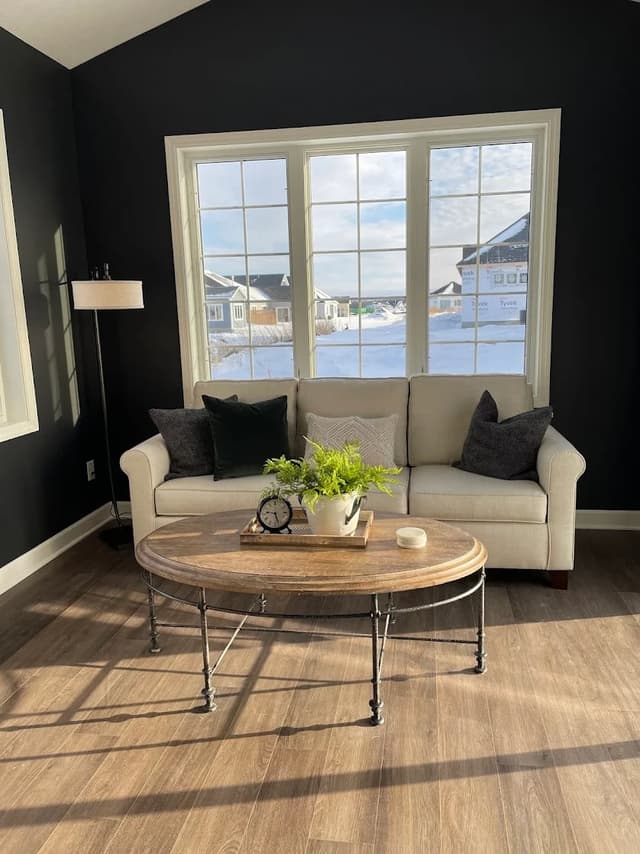 White Chooz Painters logo with blue background placeholder for paintig company logos