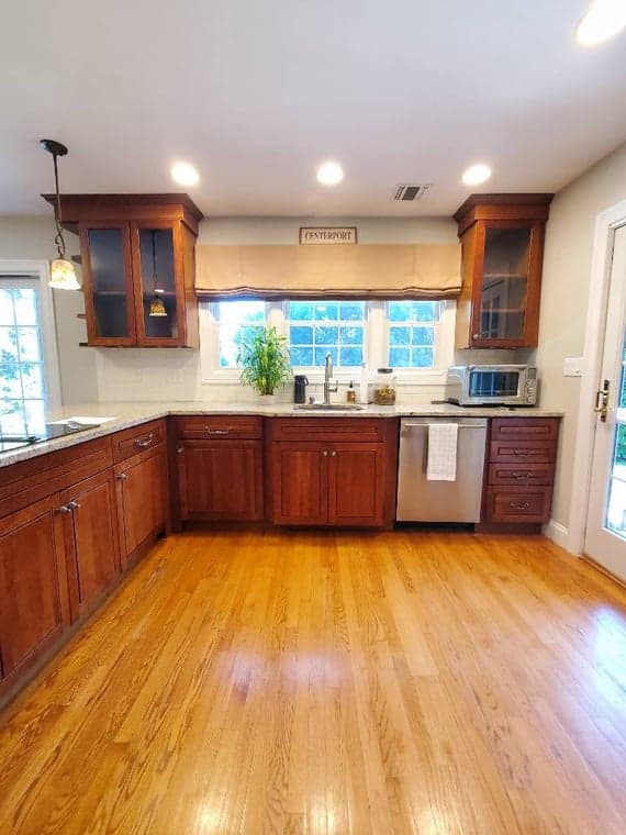 Magic Cabinet Refinishing gallery image 2