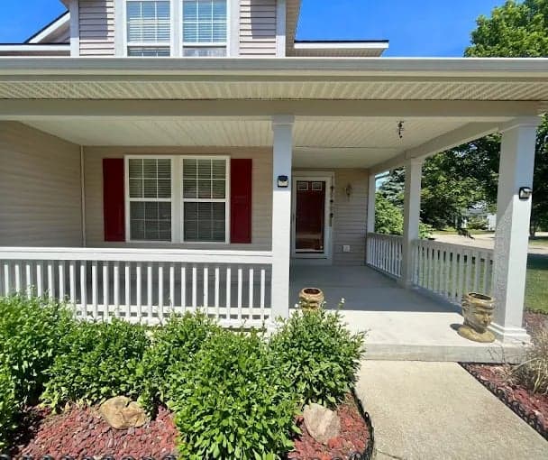 White Chooz Painters logo with blue background placeholder for paintig company logos