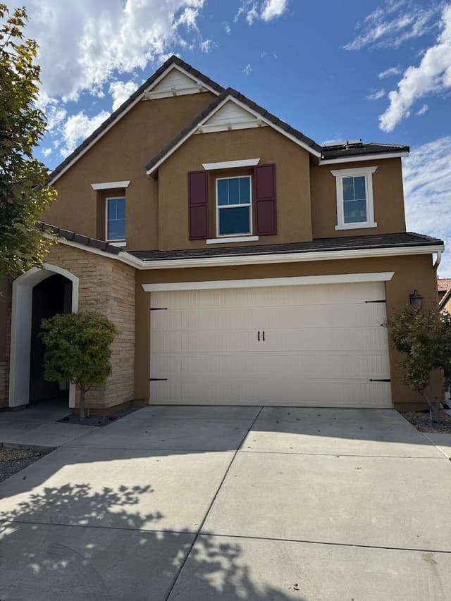 White Chooz Painters logo with blue background placeholder for paintig company logos