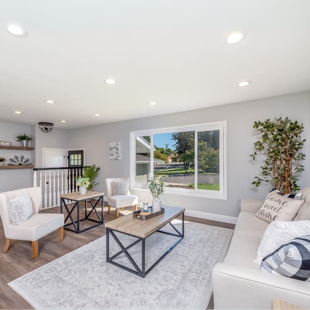 White Chooz Painters logo with blue background placeholder for paintig company logos