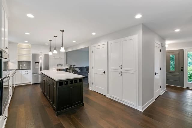 White Chooz Painters logo with blue background placeholder for paintig company logos