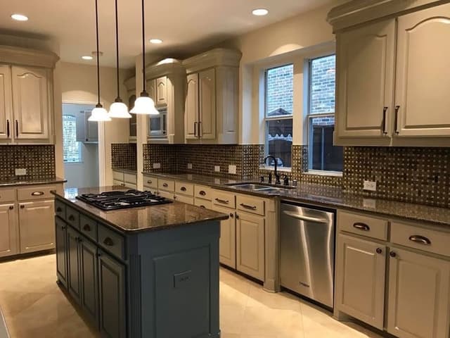 White Chooz Painters logo with blue background placeholder for paintig company logos