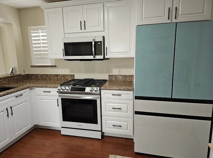 Jason Fuentes Painting Services Co gallery image 4