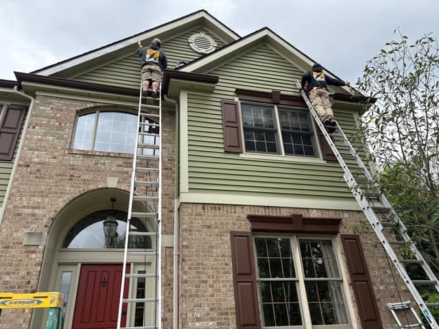 Bombardier Painting gallery image