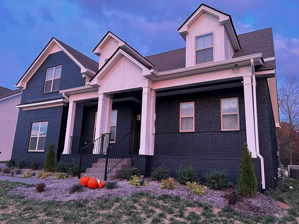 The Ville Painting Co. gallery image 1