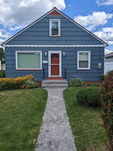 White Chooz Painters logo with blue background placeholder for paintig company logos