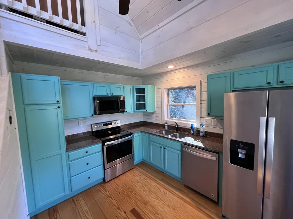 Sal's Quality Painting & Maintenance gallery image 2