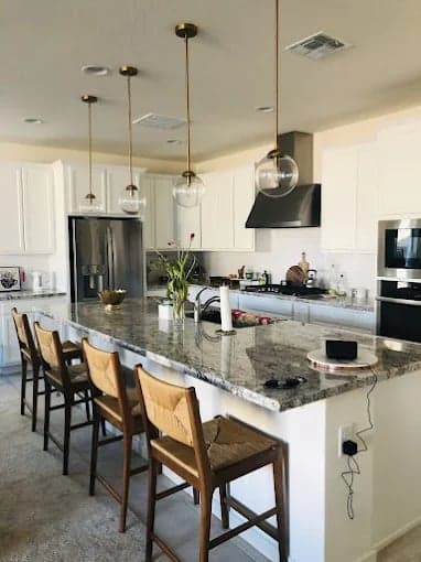 Marcel Painting gallery image 4