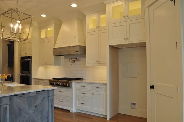 White Chooz Painters logo with blue background placeholder for paintig company logos