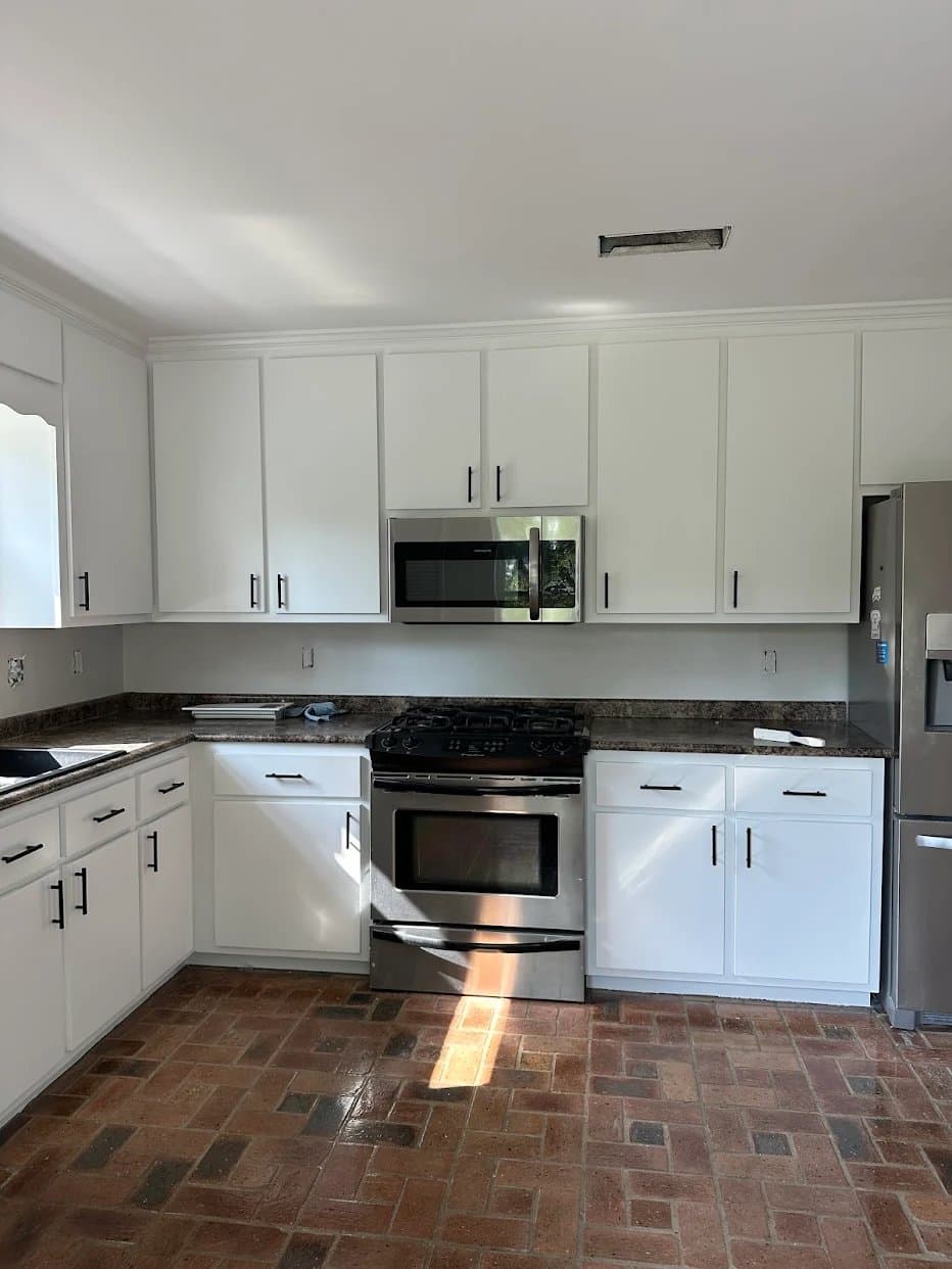 Pickle's Painting gallery image 1