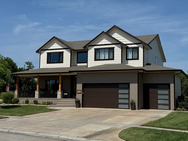 White Chooz Painters logo with blue background placeholder for paintig company logos