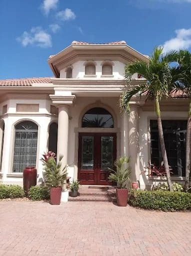 Premium Painters of Naples gallery image 1