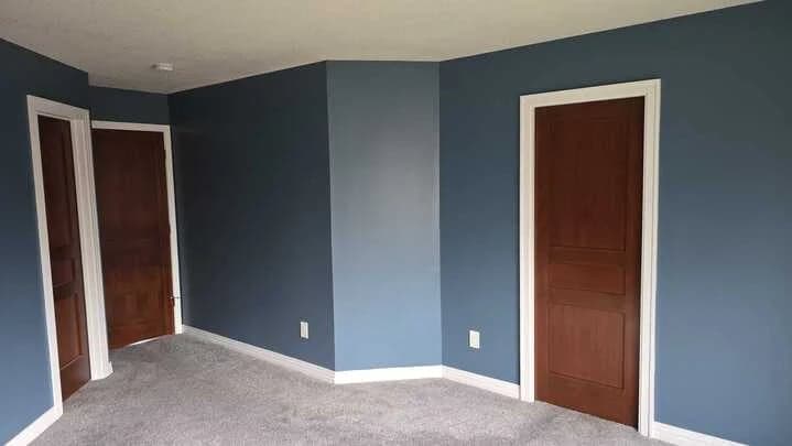 Premium Painting gallery image 1