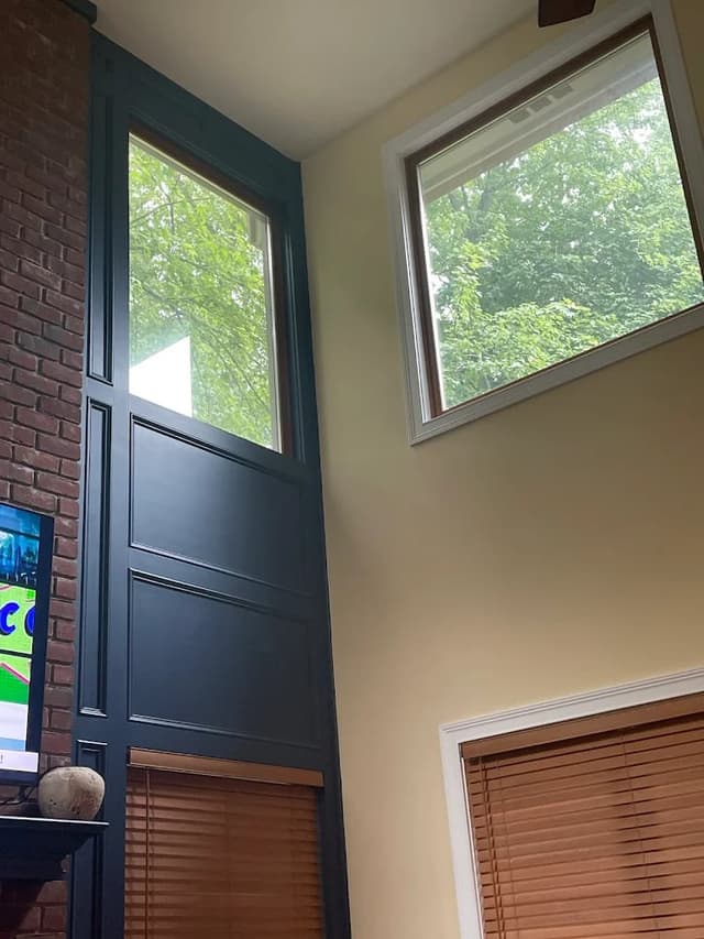 White Chooz Painters logo with blue background placeholder for paintig company logos