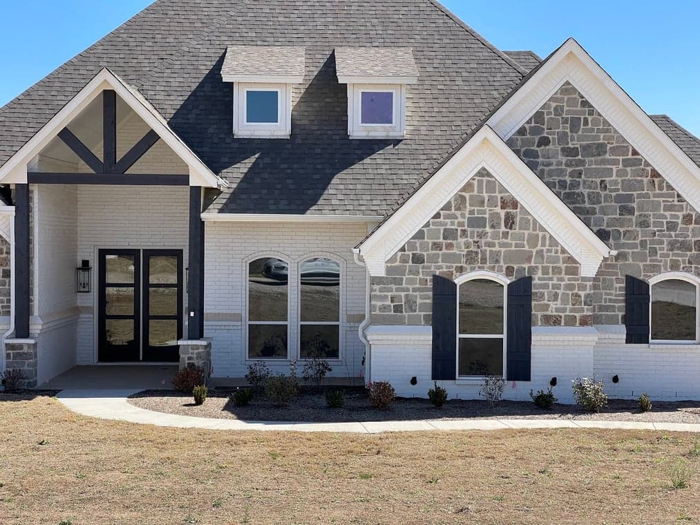 Millan Painting gallery image 4