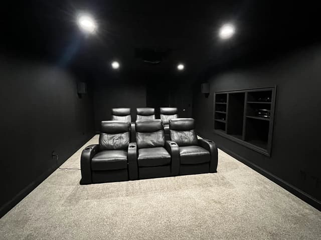 White Chooz Painters logo with blue background placeholder for paintig company logos