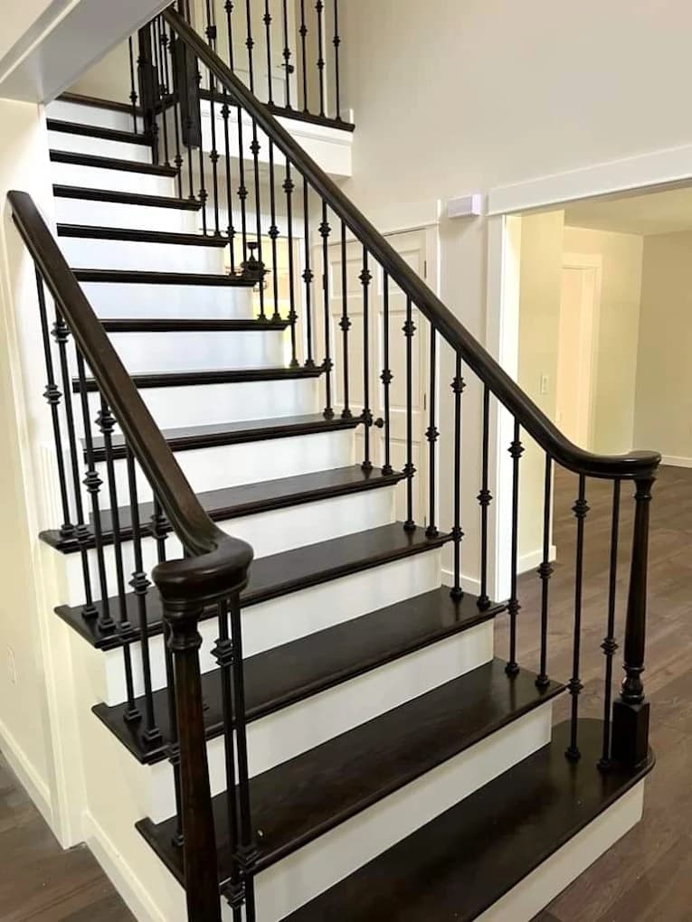 HD Painting and Stain gallery image 4