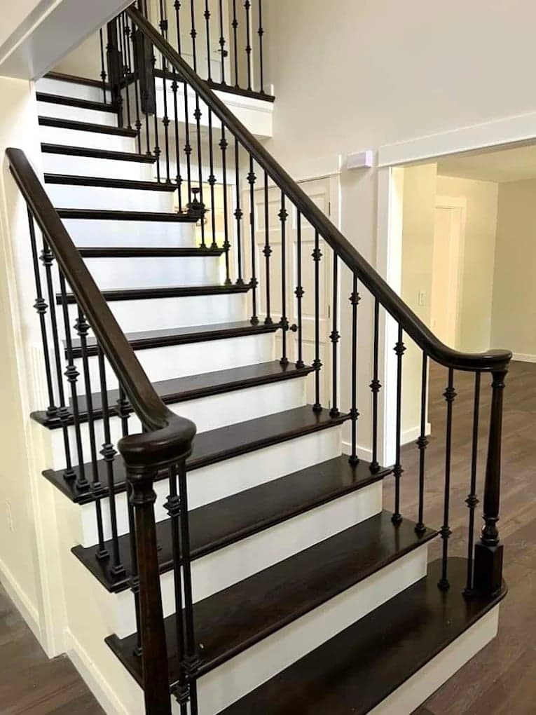 HD Painting and Stain gallery image 4