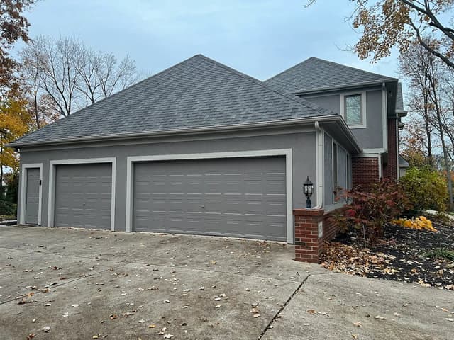 White Chooz Painters logo with blue background placeholder for paintig company logos