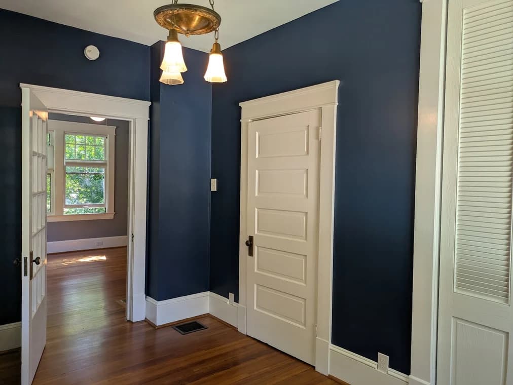 Grey's Painting gallery image 4