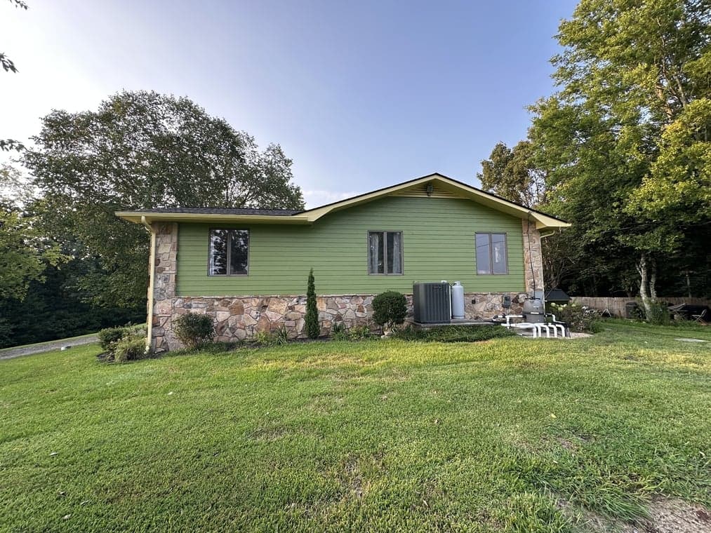 McLain's Painting gallery image 1