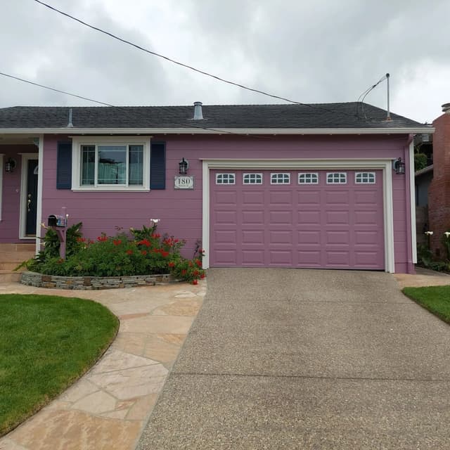 White Chooz Painters logo with blue background placeholder for paintig company logos