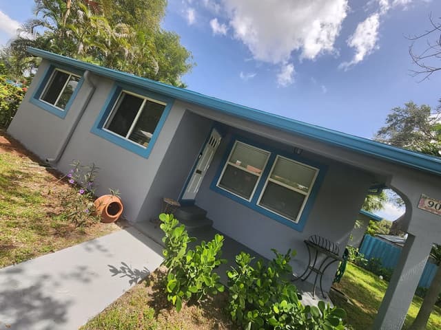 Big Family Painting Co gallery image