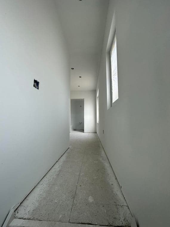 Fernandez Painting & Pressure Washing gallery image 2