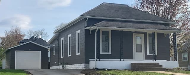 White Chooz Painters logo with blue background placeholder for paintig company logos