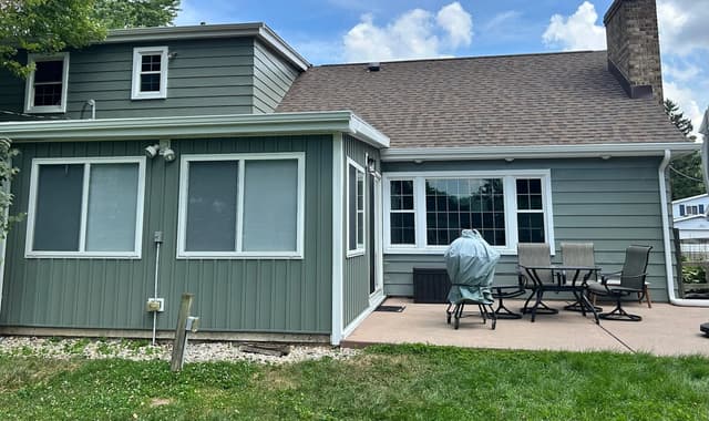 White Chooz Painters logo with blue background placeholder for paintig company logos