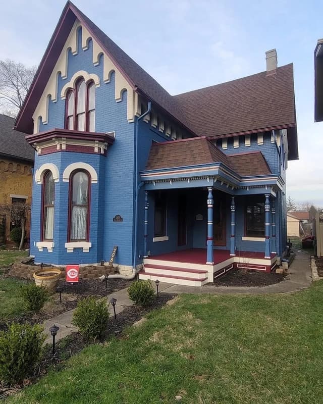 White Chooz Painters logo with blue background placeholder for paintig company logos