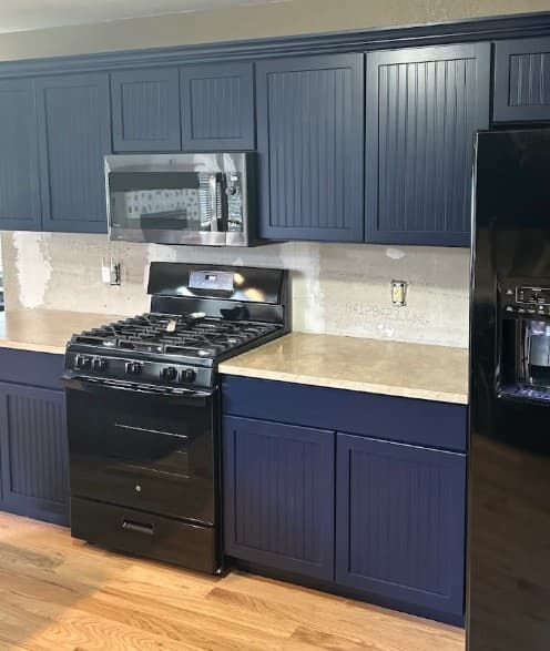 White Chooz Painters logo with blue background placeholder for paintig company logos