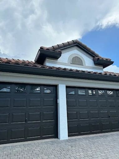 White Chooz Painters logo with blue background placeholder for paintig company logos