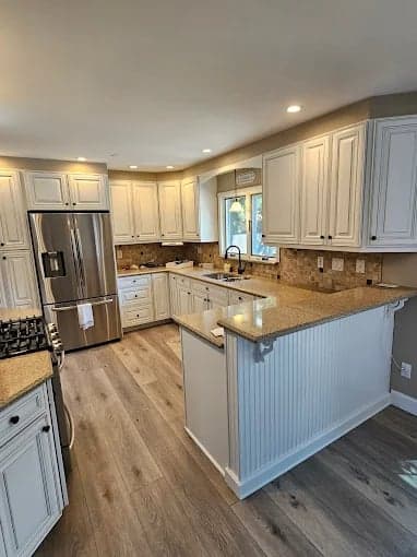 White Chooz Painters logo with blue background placeholder for paintig company logos