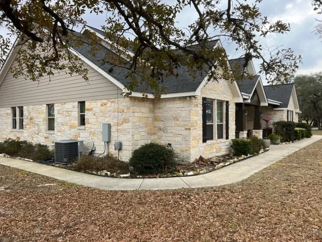 White Chooz Painters logo with blue background placeholder for paintig company logos