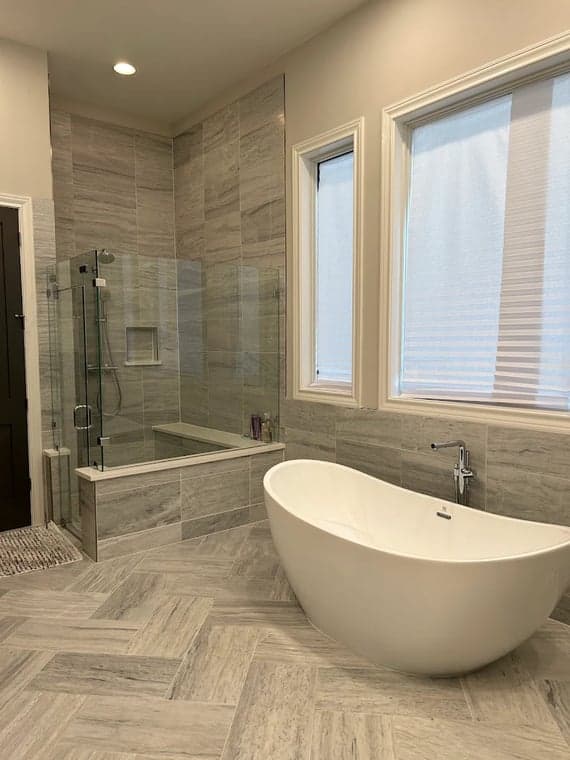 White Chooz Painters logo with blue background placeholder for paintig company logos