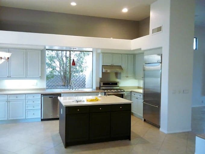 Sal's precision painting gallery image 4