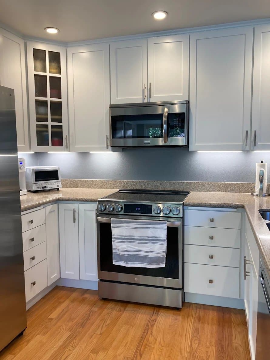 Mike Chavez Painting gallery image 2