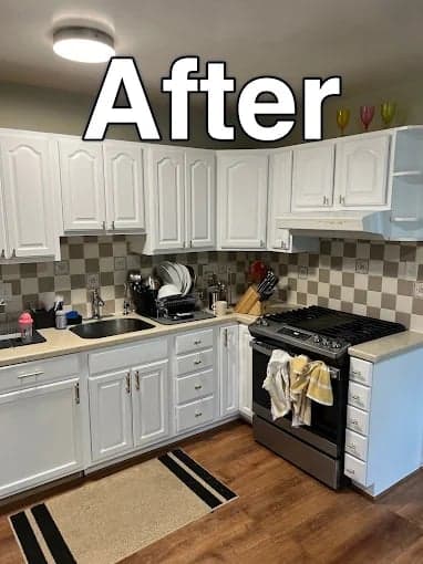 White Chooz Painters logo with blue background placeholder for paintig company logos