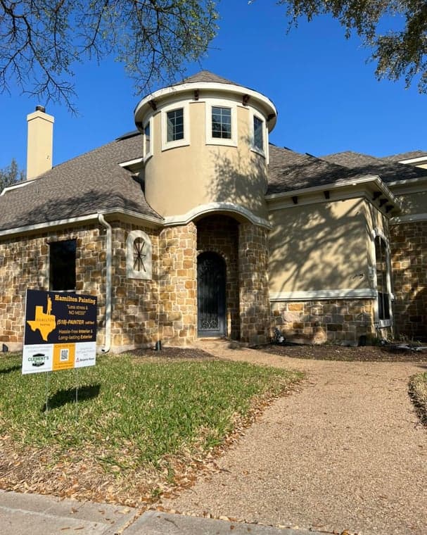 White Chooz Painters logo with blue background placeholder for paintig company logos