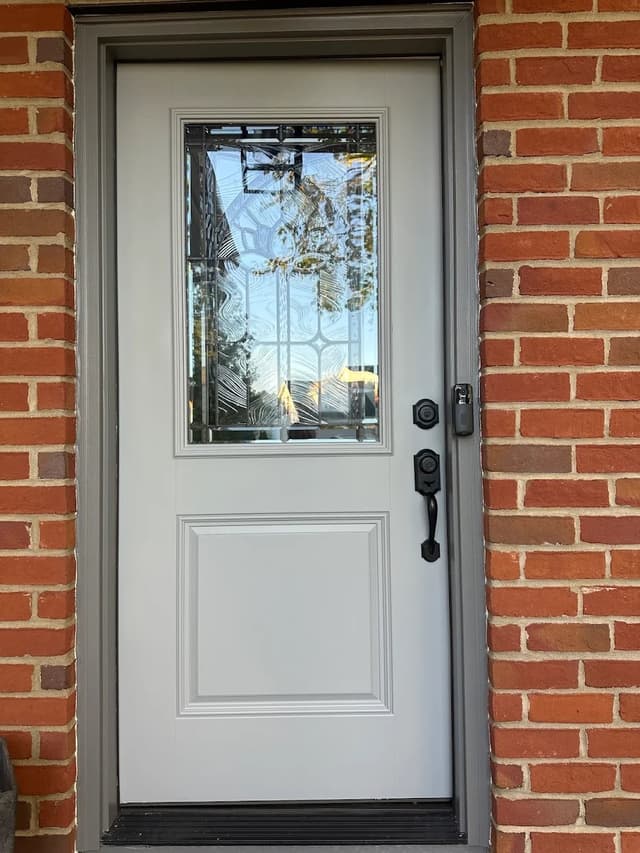 White Chooz Painters logo with blue background placeholder for paintig company logos