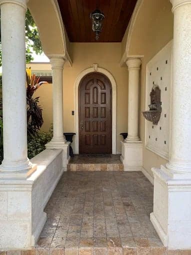 BRAM CO Painting gallery image 4